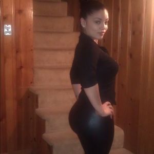 Meet your Posher, Brenda